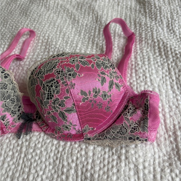 SOLD | Victoria’s Secret dream angels push up bra 32B - Picture 3 of 7